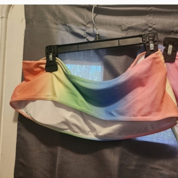 Nwot Shein size 3x rainbow bikini - Picture 4 of 4